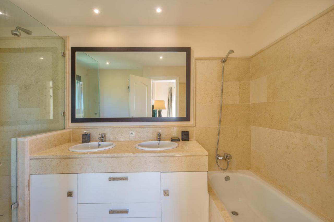 Capanes Del Golf Luxury Apartment Benahavis Luaran gambar
